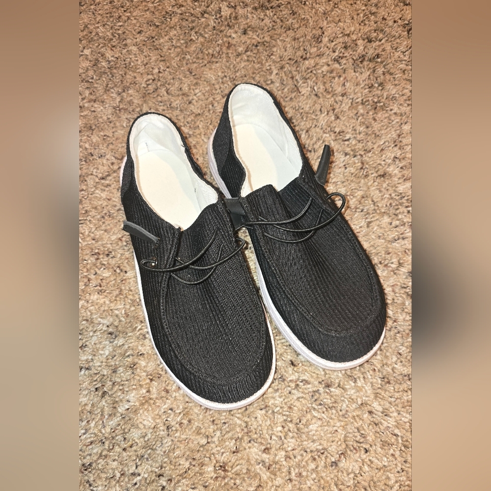 Black Slip-On Shoes (Sz. 37 / 6.5)